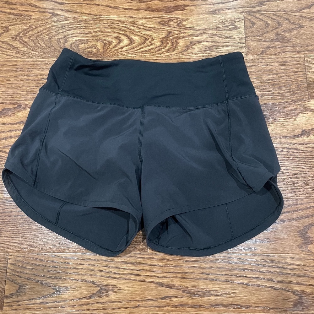 black speed up lululemon shorts